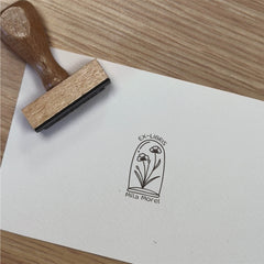 Sello ex libris flores bajo vidrio