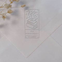 Ex libris conejo sobre libro