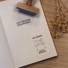 Sello ex libris estantería antigua