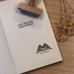 Sello libro abierto