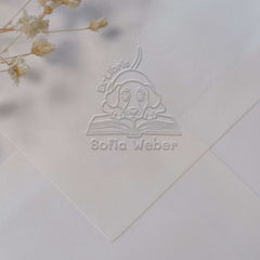 Ex libris perro sobre libro